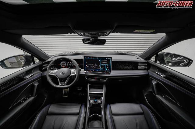 Volkswagen Tiguan 2,0 TDI DSG 4Motion R-Line - LAGER -LAG. 