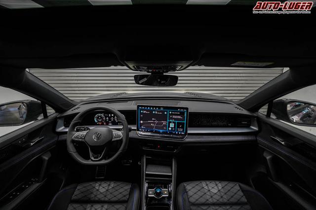 Volkswagen Tayron 2,0 TDI DSG 4Motion R-Line - LAGER -LAG. 