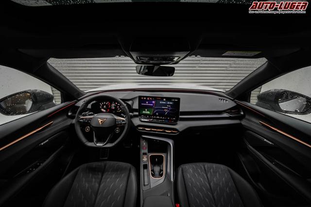 Cupra Terramar 2,0 TSI DSG 4x4 VZ - LAGER 