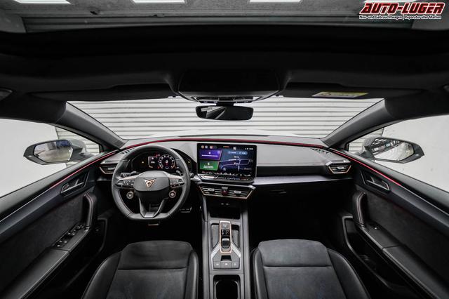 Cupra Leon Sportstourer ST 2,0 TSI DSG 4x4 VZ - LAGER 