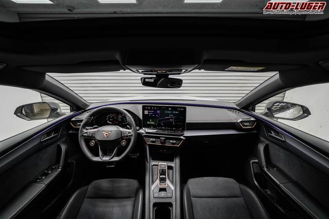 Cupra Leon Sportstourer ST 2,0 TSI DSG 4x4 VZ - LAGER 