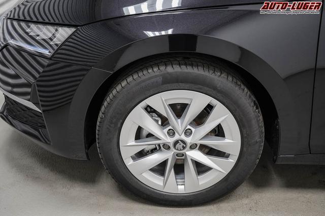 Skoda Octavia Combi Kombi 1,5 eTSI DSG mhev Selection -LAG. 