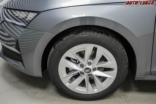 Skoda Octavia Combi Kombi 1,5 eTSI DSG mhev Selection -LAG. 