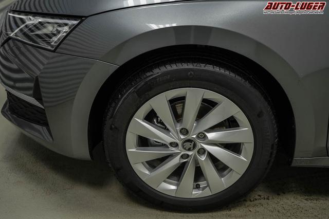 Skoda Octavia Combi Kombi 1,5 eTSI DSG mhev Selection -LAG. 
