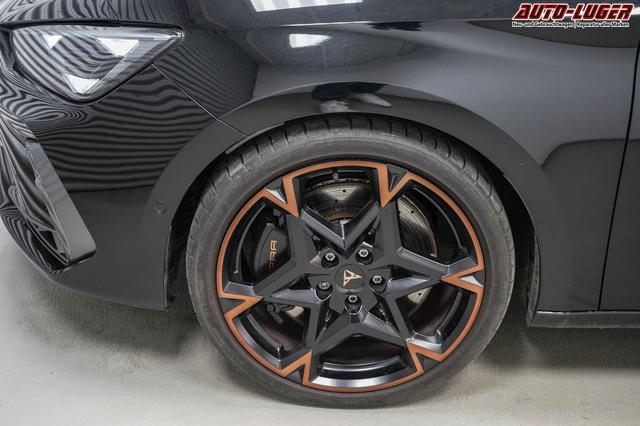 Cupra Leon Sportstourer ST 2,0 TSI DSG 4x4 VZ - LAGER 