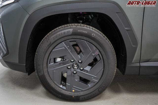 Hyundai TUCSON 1,6 T HEV AT Black Line - LAGER 