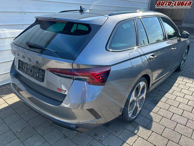 Skoda Octavia Combi RS Kombi 2.0 TSI DSG 265 PS AHK*Panorama*DCC*19"*Android Auto*Navi*SHZ*360&deg;*E-Heck 