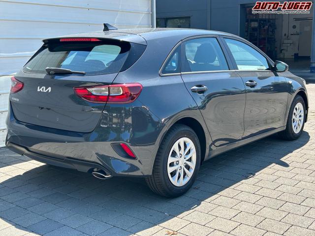 Kia Ceed Silver Android 1.5 T-GDi, DCT Auto*Navi*WinterPak*Kamera*Klima*PDC hinten 