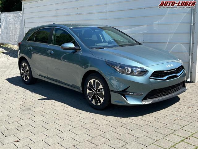 Kia Ceed Gold Android 1.5 T-GDi, DCT Auto*Navi*WinterPak*Klimaauto*16"*Kamera*PrivacyGlas* 