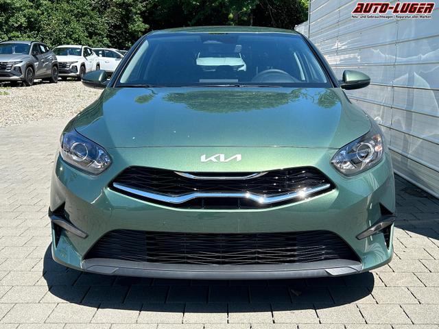 Kia Ceed Gold 1.5 T-GDi, DCT Android Auto*Navi*WinterPak*Klimaauto*16"*Kamera*PrivacyGlas* 