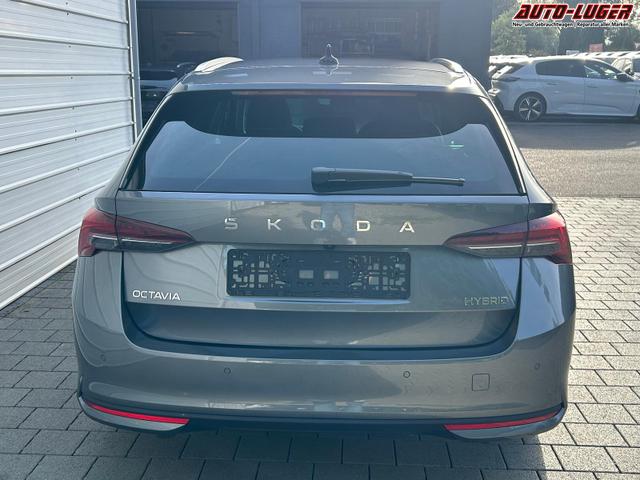 Skoda Octavia Combi Selection Kombi 1.5 TSI DSG AHK*Android Auto*ACC*SHZ*E-Heck*Keyless*Kamera*2Z Klimaauto 