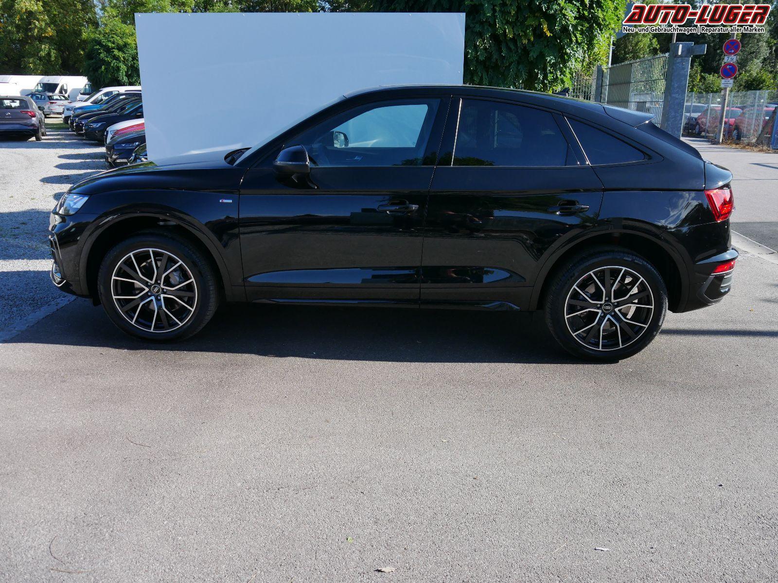 Audi Q5 2023 schwarze Innenausstattung