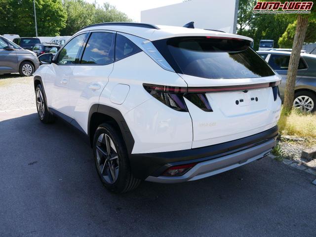 Hyundai TUCSON GO Plus 1.6 T-GDi HEV 4WD AT *PDC*RFK*NAVI*SHZ*LED*DAB*KLIMA*FRONT ASSIST* 