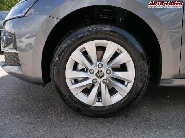 Skoda Octavia Combi Selection 2.0 TDI DSG *LED*PDC*NAVI*SHZ*AHK-SCHWENKBARE 16-ZOLL 
