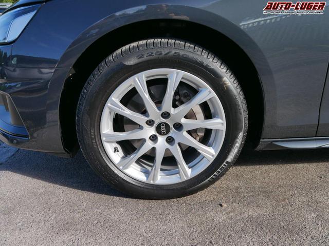 Audi A4 Avant 40 TDI QUATTRO QUATTRO*NAVI*LED*PDC*SHZ*AHK-SCHWENKBARE*TEMPOMAT*17-ZOLL 