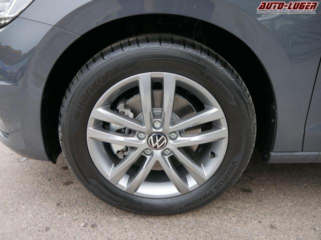 Volkswagen Touran Comfortline 2.0 TDI DSG COMFORTLINE*ACC*PDC*LED*KAMERA*NAVI*SHZ*7SITZER 17-ZOLL 