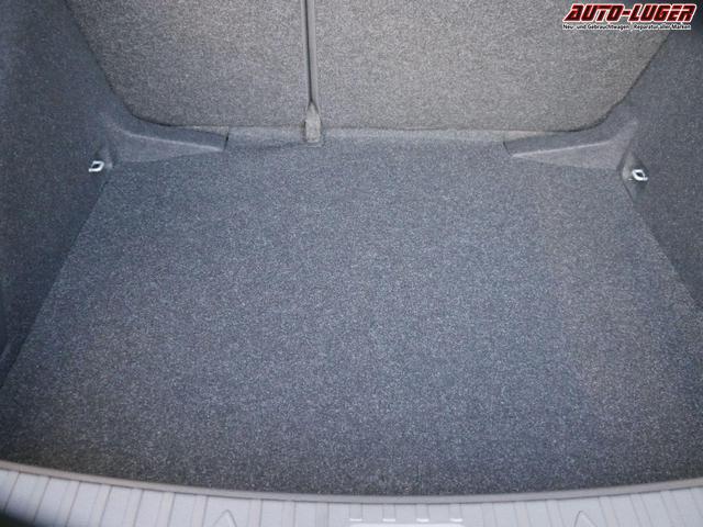 Skoda Scala Selection 1.0 TSI DSG*NAVI-ÜBER-SMARTLINK*PDC-HI*LED*TEMPOMAT*SHZ*DAB*KLIMA 