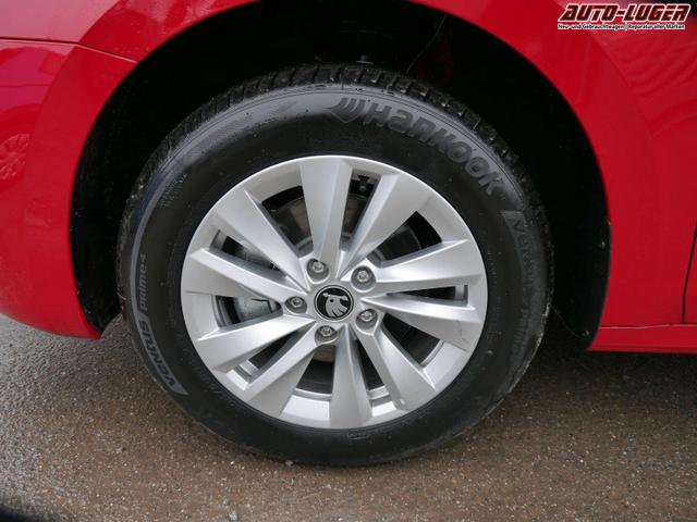 Skoda Octavia Combi Selection 2.0 TDI DSG Selection*ACC*NAVI*PDC*LED*SHZ*AHK-SCHWENKBAR*TEMPOMAT 