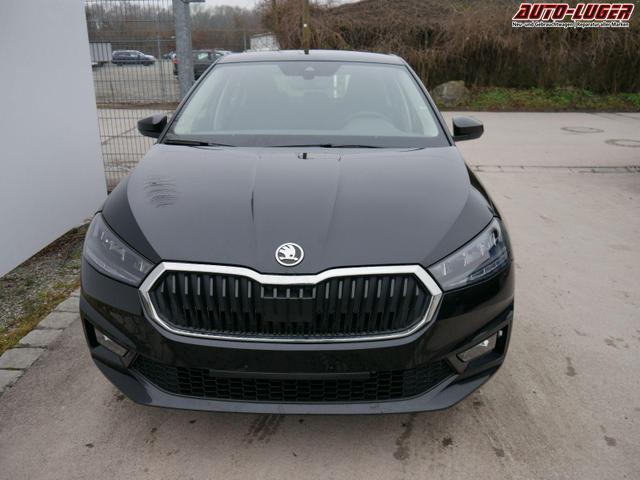 Skoda Fabia Selection 1.0 TSI *PDC-HI*LED*SHZ*NAVI-&Uuml;BER-SMARTLINK*KLIMA*BLUETOOTH 