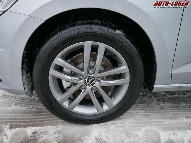 Volkswagen Touran Comfortline 1.5 TSI COMFORTLINE*ACC*NAVI*KESSY*3-ZONE KLIMAAUTOMATIK*RFK*WINTERPAKET* 