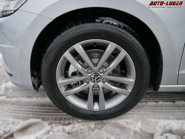 Volkswagen Touran Comfortline 2.0 TDI COMFORTLINE*NAVI*TEMPOMAT*KESSY*RFK*SHZ*3-ZONE KLIMAAUTOMATIK* 