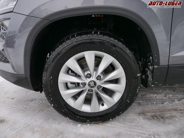 Skoda Karoq Selection 1.5 TSI DSG DSG*AHK-SCHWENKBAR*SMARTLINK*TEMPOMAT*PDC-HINTEN*LENKRADHEIZUNG* 