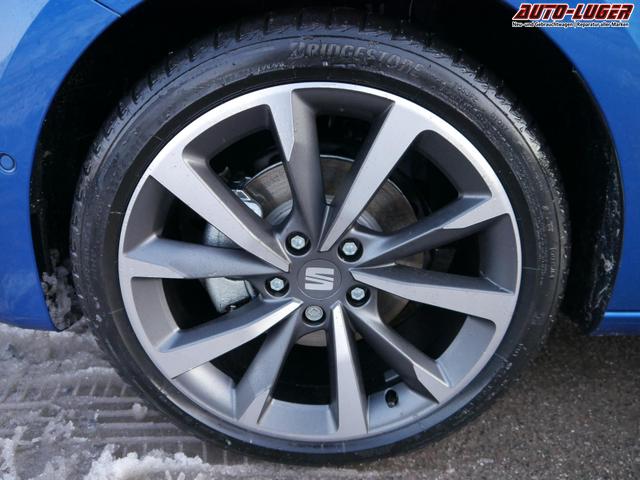 Seat Leon Sportstourer FR 2.0 TDI DSG Kombi DSG*KAMERA*AHK-SCHWENKBAR*NAVI*TEMPOMAT*WINTERPAKET* 
