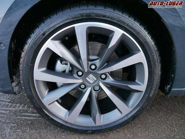 Seat Leon Sportstourer FR 2.0 TDI DSG Kombi DSG*ACC*AHK-SCHWENKBAR*NAVI*RFK*FULL LINK*TRAVEL ASSIST* 