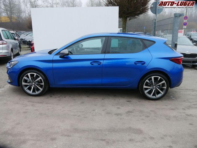 Seat Leon FR 2.0 TDI DSG*RFK*NAVI*TEMPOMAT*TRAVEL ASSIST* FULL LINK* KEYLESS-GO* 