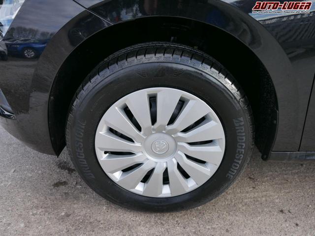 Skoda Kamiq Selection 1.0 TSI DSG*PDC-HINTEN*TEMPOMAT*SMARTLINK*SHZ*LED*KLIMAAUTOMATIK* 