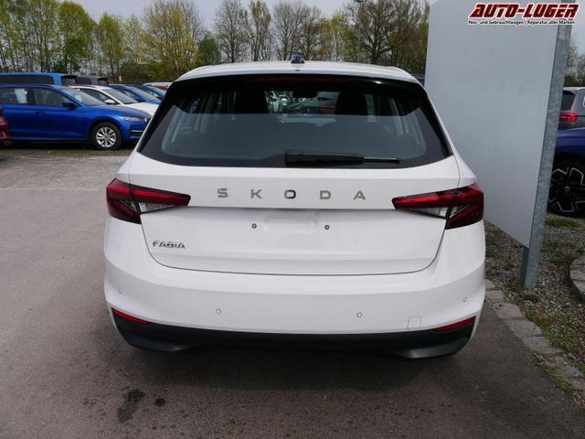 Skoda Fabia Selection 1.0 TSI *LED*PDC-HI*SMARTLINK*SHZ*BLUETOOTH*FRONT-ASSIST 