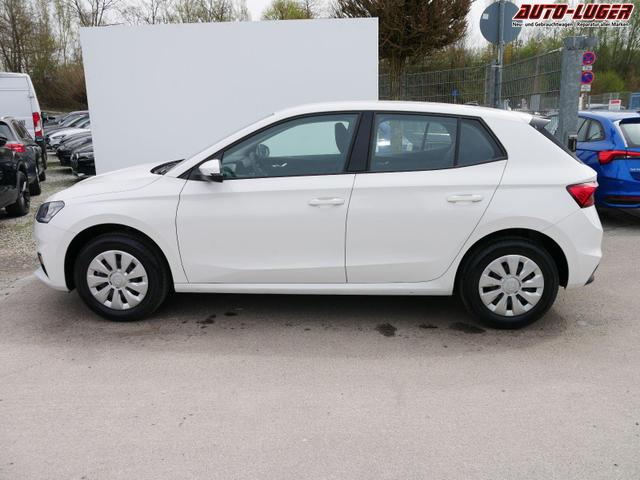 Skoda Fabia Selection 1.0 TSI *LED*PDC-HI*SMARTLINK*SHZ*BLUETOOTH*FRONT-ASSIST 