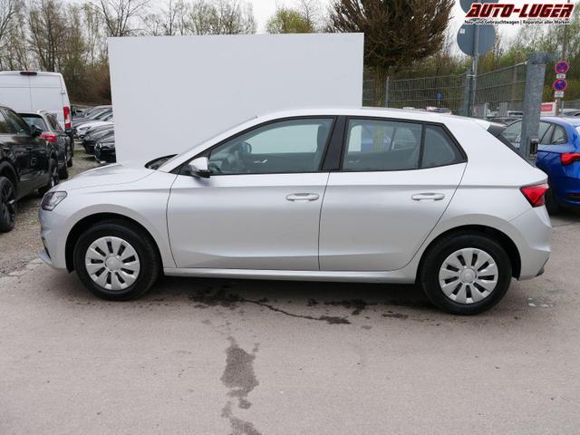 Skoda Fabia Selection 1.0 TSI *LED*PDC-HI*SMARTLINK*SHZ*BLUETOOTH*FRONT-ASSIST 