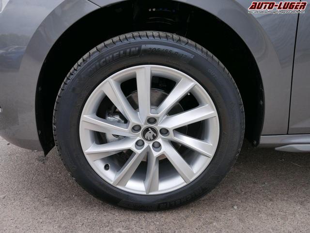 Skoda Kamiq 130 Jahre Premium Edition 1,5 TSI DSG*AHK-SCHWENKBAR*PDC*LED*KAMERA*SHZ*TEMPOMAT 