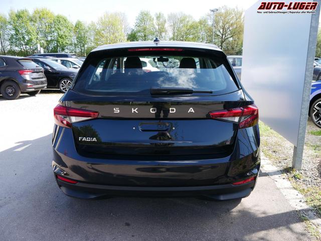 Skoda Fabia Selection 1.0 TSI *LED*PDC-HI*SMARTLINK*SHZ*BLUETOOTH*FRONT-ASSIST 