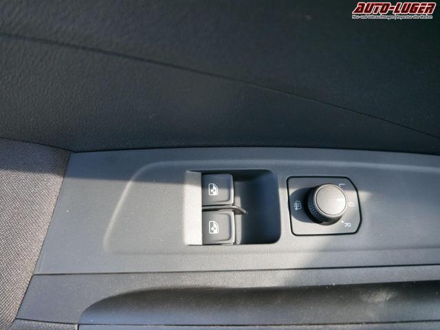 Skoda Fabia Selection 1.0 TSI *LED*PDC-HI*SMARTLINK*SHZ*BLUETOOTH*FRONT-ASSIST 