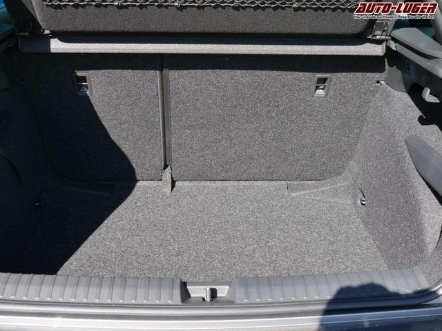 Skoda Kamiq Monte Carlo 1,5 TSI DSG *AHK-SCHWENKBAR*PDC-HINTEN*KAMERA*SHZ*KESSY*LENKRADHEIZUNG* 