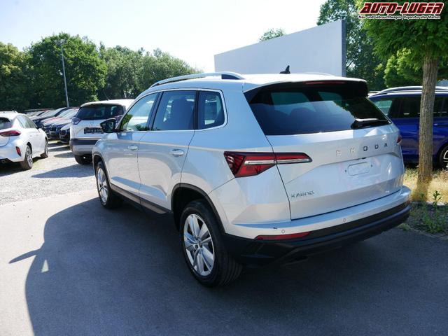 Skoda Karoq Selection 1.5 TSI DSG*ACC*PDC*KAMERA*TEMPOMAT*LED*SMARTLINK*KLIMA*RADIO*17-ZOLL 