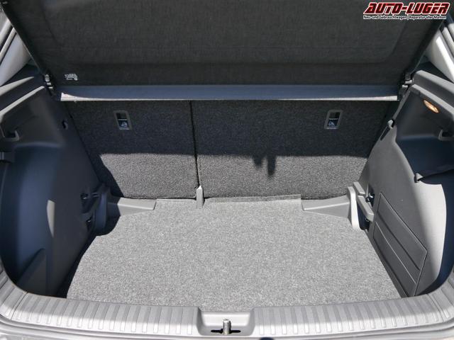 Skoda Fabia Selection 1.0 TSI *NAVI-&Uuml;BER-SMARTLINK*PDC-HI*LED*SHZ*KLIMA*RADIO 