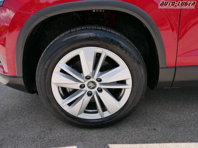 Skoda Karoq Selection 1.5 TSI DSG*ACC*PDC*KAMERA*TEMPOMAT*LED*SMARTLINK*KLIMA*RADIO*17-ZOLL 
