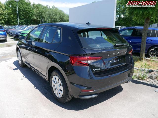 Skoda Fabia Selection 1.0 TSI *NAVI-&Uuml;BER-SMARTLINK*PDC-HI*LED*SHZ*KLIMA*RADIO 