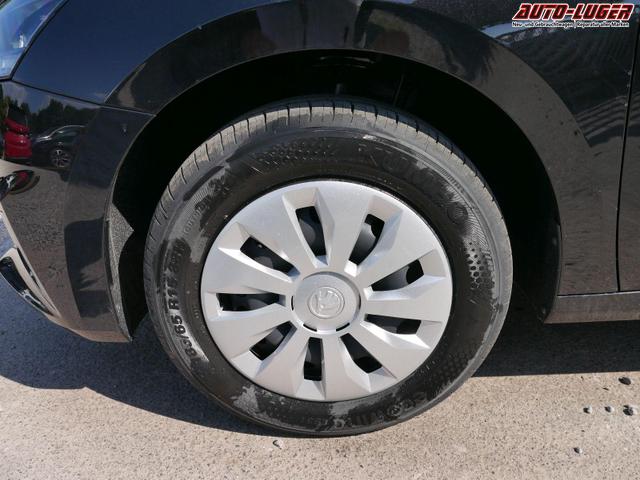 Skoda Fabia Selection 1.0 TSI *NAVI-&Uuml;BER-SMARTLINK*PDC-HI*LED*SHZ*KLIMA*RADIO 