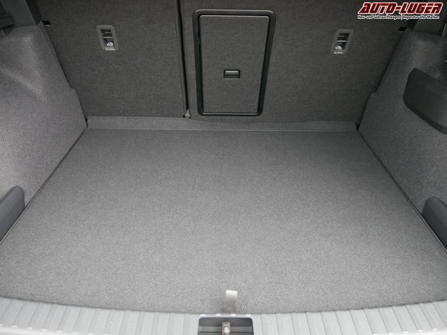 Skoda Karoq Sportline 2.0 TSI 4x4 DSG DSG*ACC*AHK-SCHWENKBAR*PDC-HINTEN*KESSY*LENKRADHEIZUNG* 