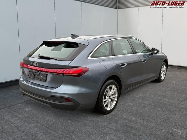 Audi / A5 Avant / / / / AHK+KAMERA+EL. HECKKL.+NAVI+SHZ+17 LM