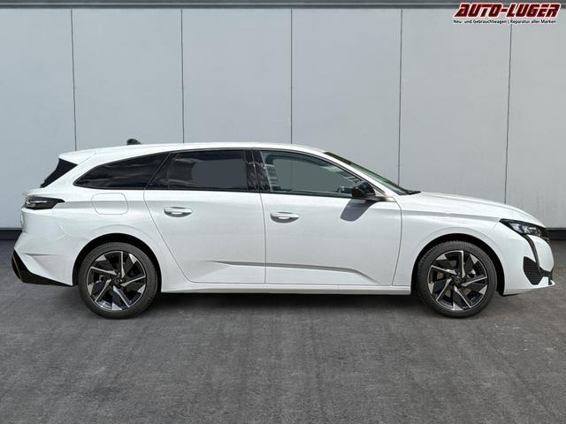 Peugeot / 308 SW / Weiß / / / EAT8+SHZ+AGR+KAMERA+ACC+KLIMA+LED+PDC+17 ALU