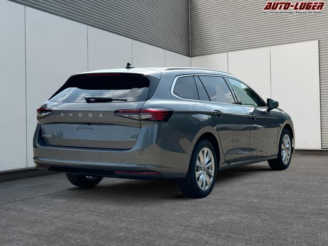 Skoda / Superb Combi / / / / DSG+4WD+NAVI+EL. HECKKL.+SHZ V+H