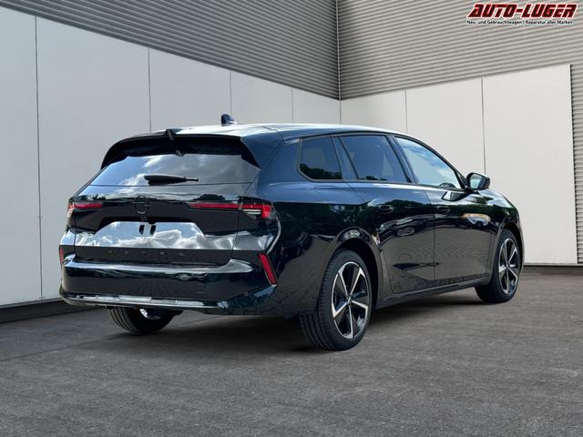 Opel / Astra Sports Tourer / / / / 