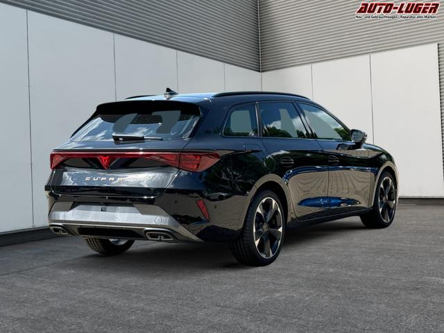 Cupra / Leon Sportstourer / Schwarz / / / ST FACELIFT+VOLL-LED+ACC+SHZ+PDC
