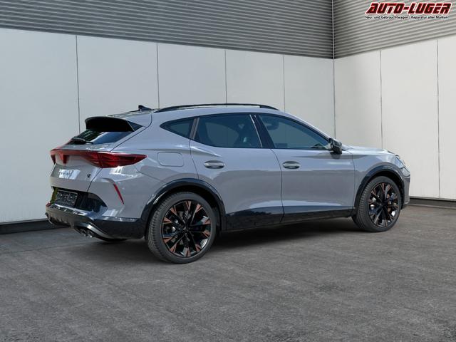 Cupra / Formentor / Grau / / / 4Drive BREMBO+MATRIX+NAVI+SENNHEISER, Beispielbilder, ggf. teilweise mit Sonderausstattung