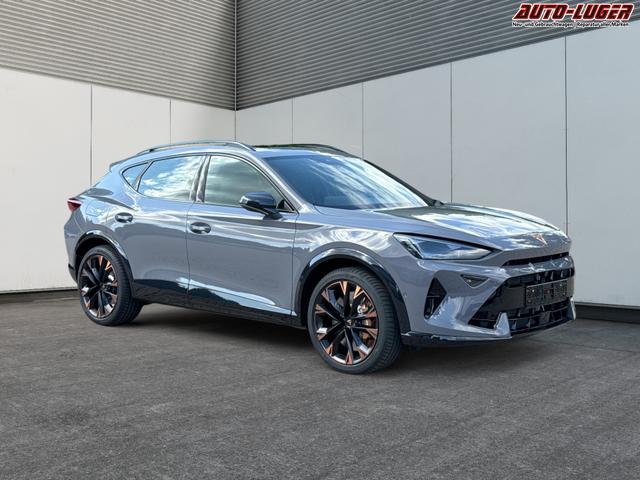 Cupra / Formentor / Grau / / / 4Drive BREMBO+MATRIX+NAVI+SENNHEISER, Beispielbilder, ggf. teilweise mit Sonderausstattung